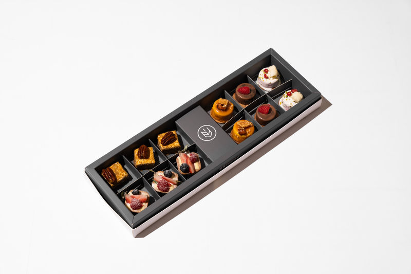 Mini cake box